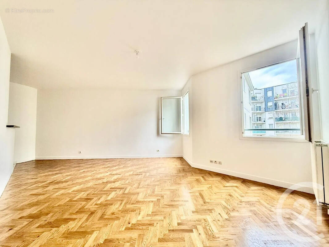 Appartement à CLICHY