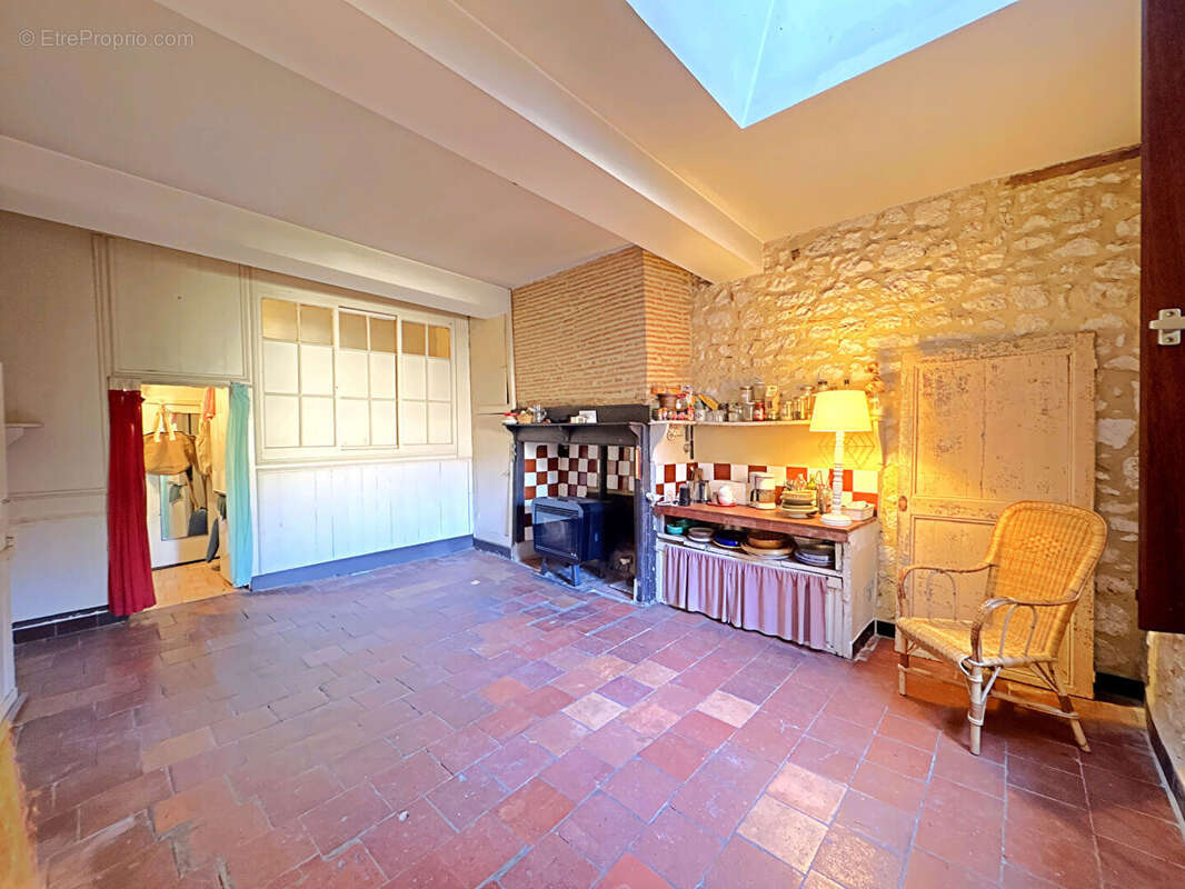 Maison à MAUVEZIN