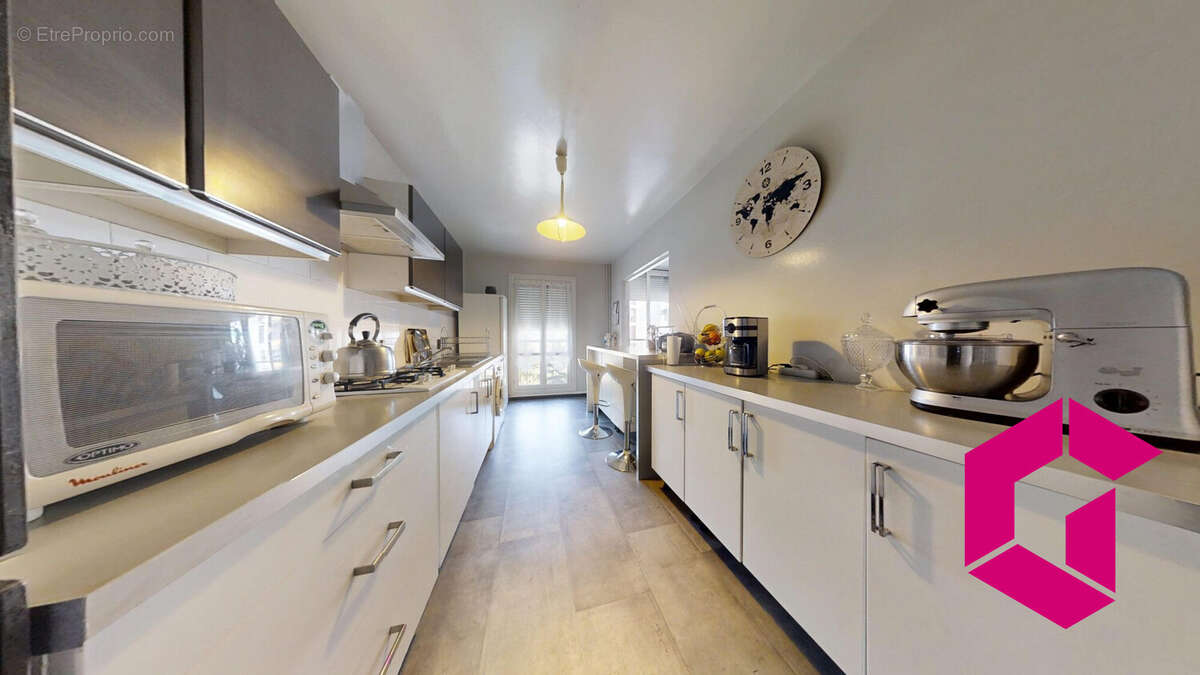 Appartement à SAINT-ETIENNE