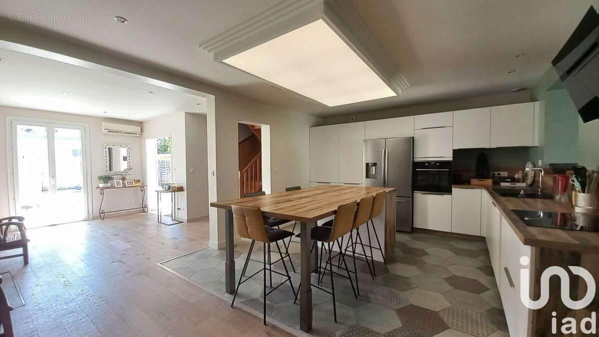 Photo 2 - Maison à CHAMPS-SUR-MARNE