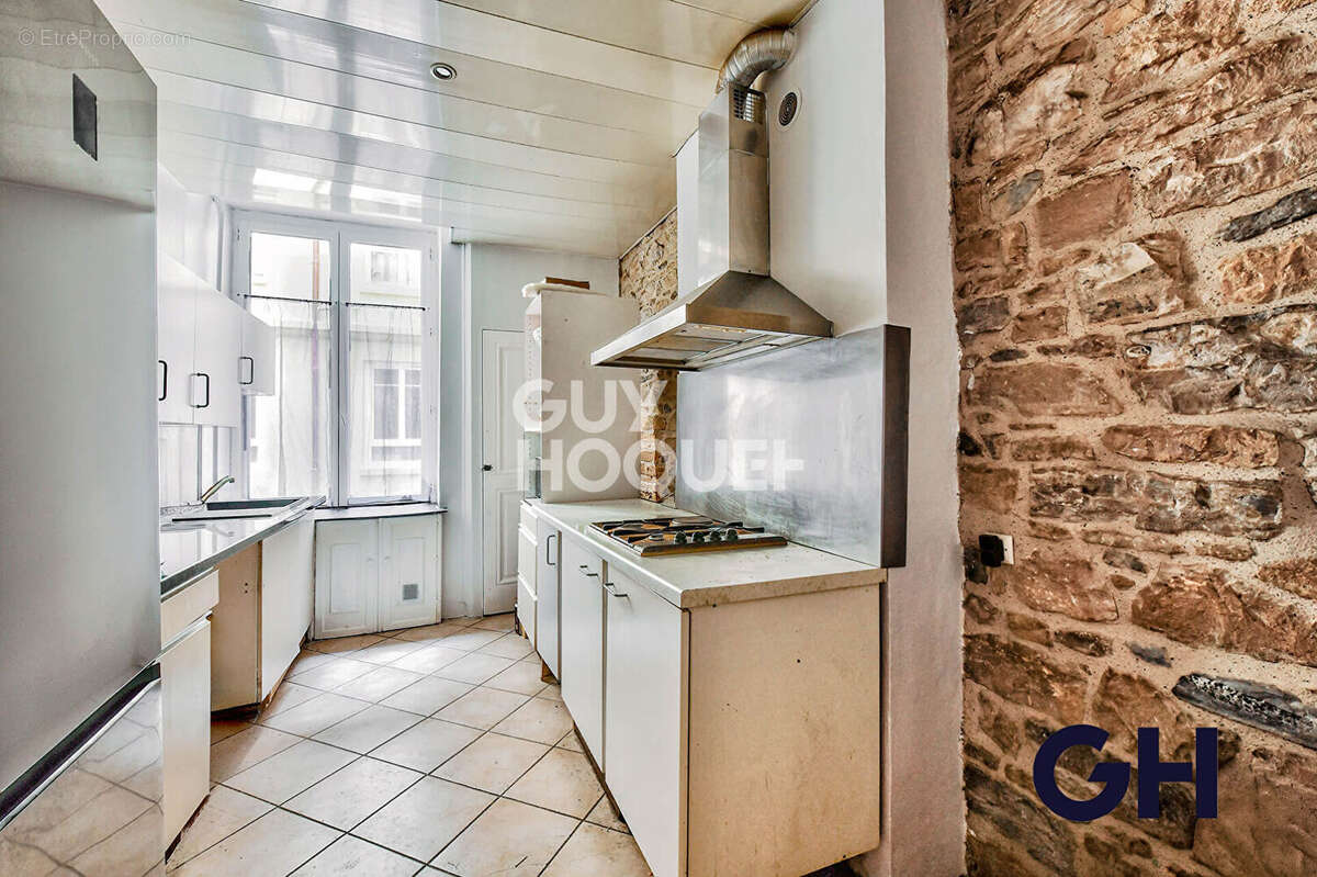 Appartement à LYON-6E