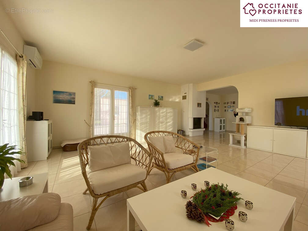 Maison à FRONTIGNAN-SAVES