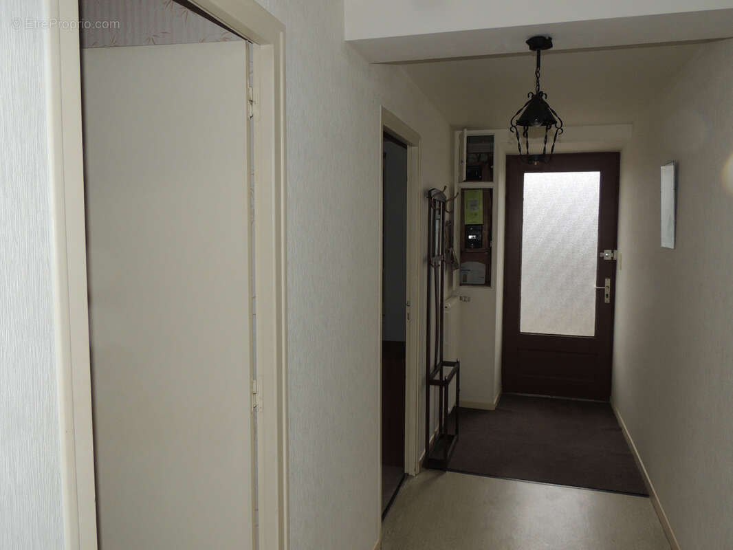 Maison à SAINT-MARTIN-DES-NOYERS