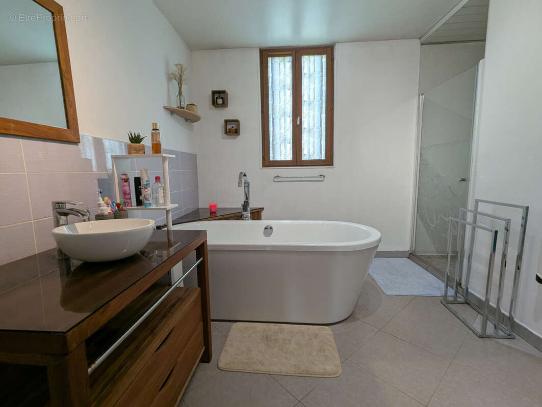 Maison à AIGUES-VIVES