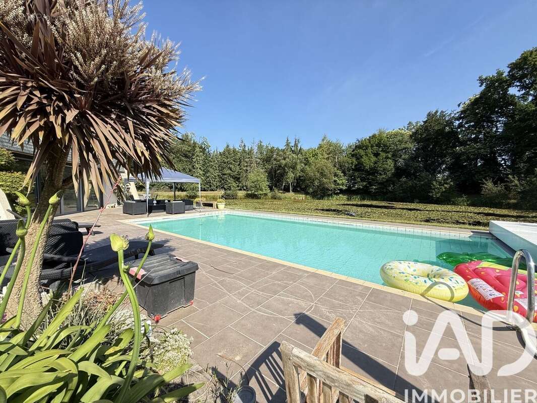 Photo 2 - Maison à SAINT-MEEN-LE-GRAND