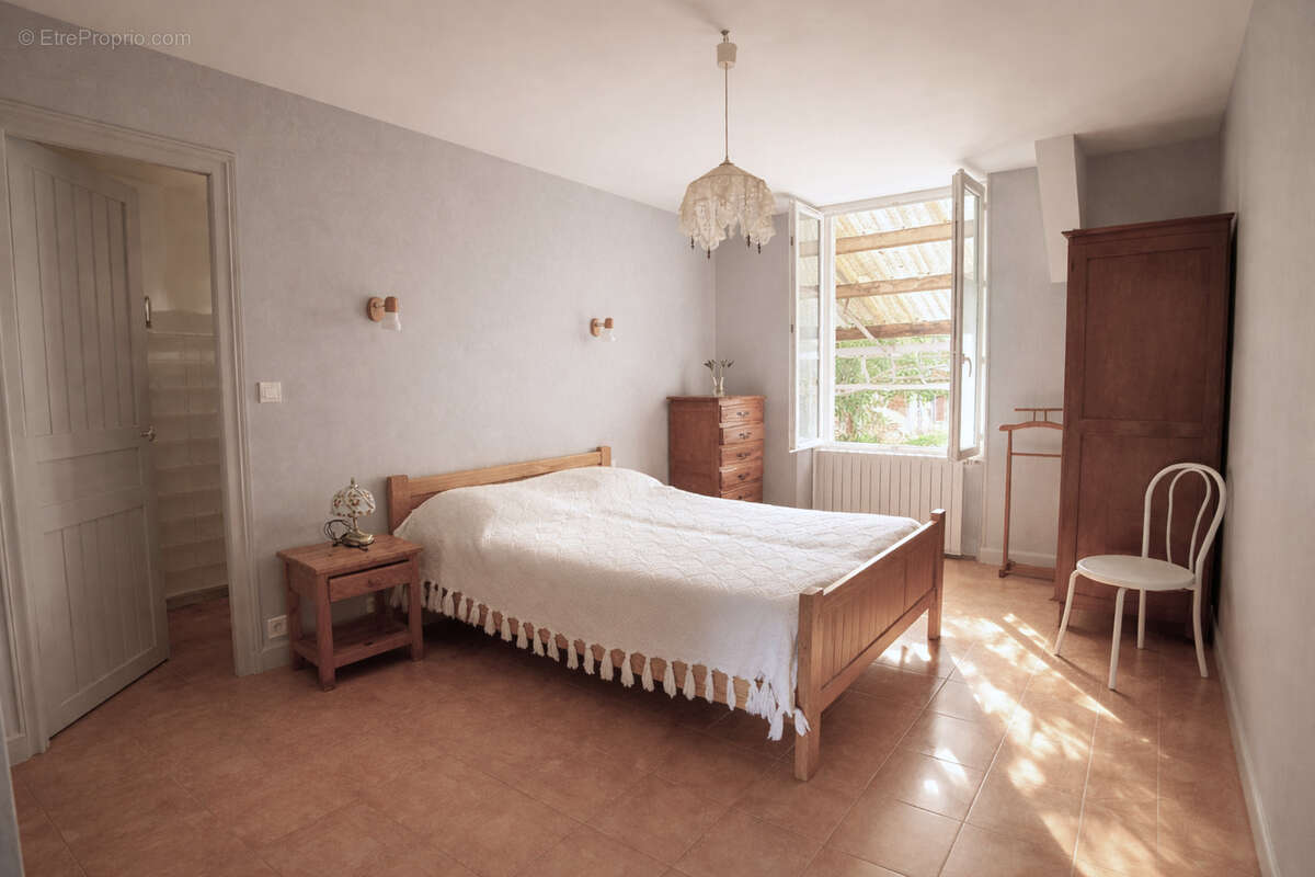 Maison à CHATEAUMEILLANT