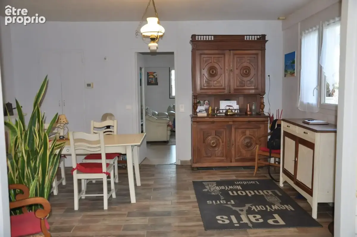 Maison 170 m² à Laroque-Timbaut  - photo 2