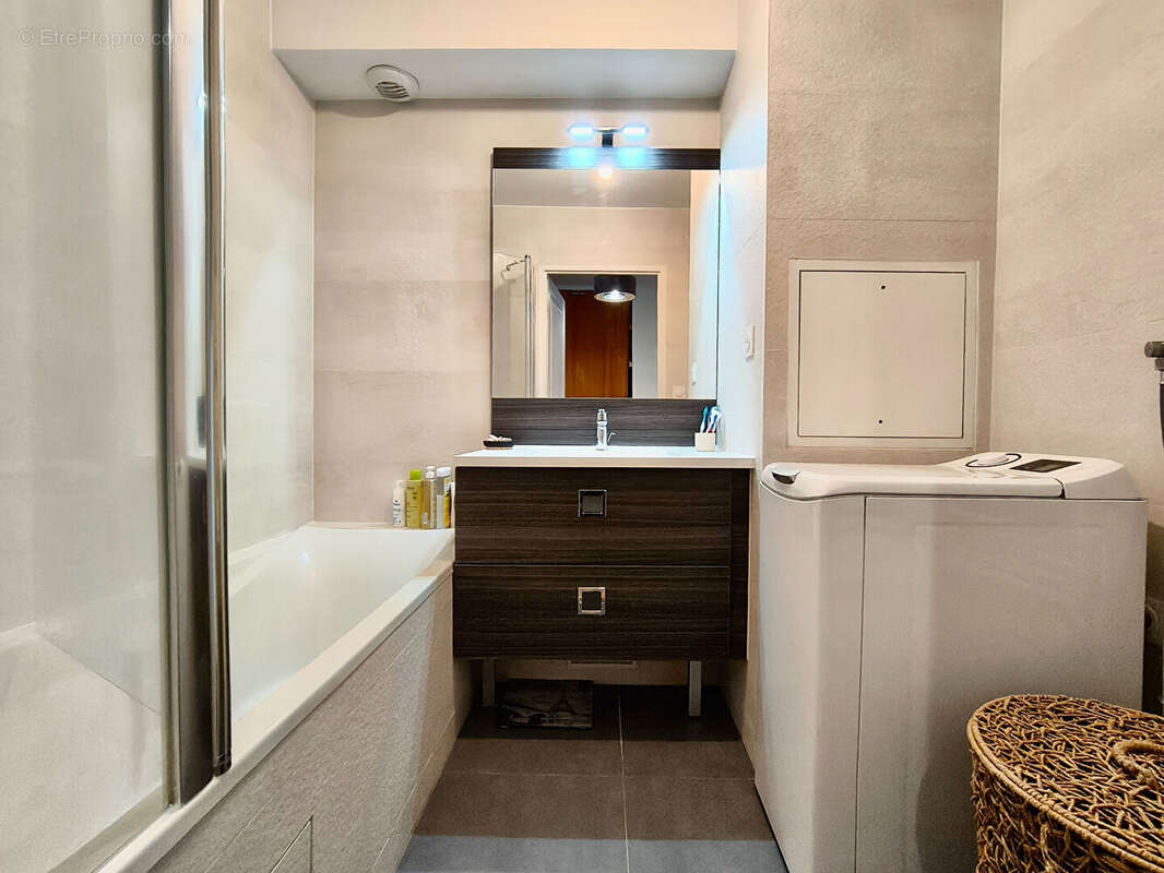 Appartement à LE PLESSIS-ROBINSON