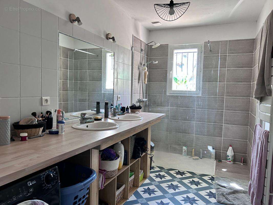 Maison à LONGESSAIGNE