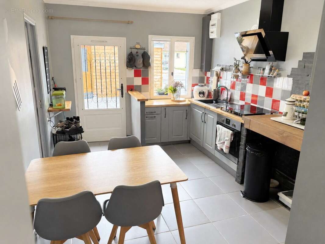 Maison à SAIGNEVILLE