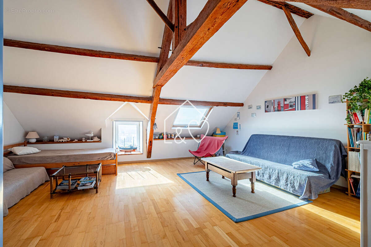 Maison à LA TURBALLE