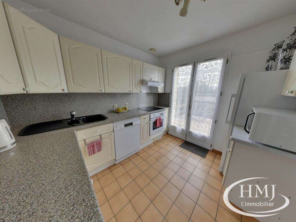 Maison à RIS-ORANGIS