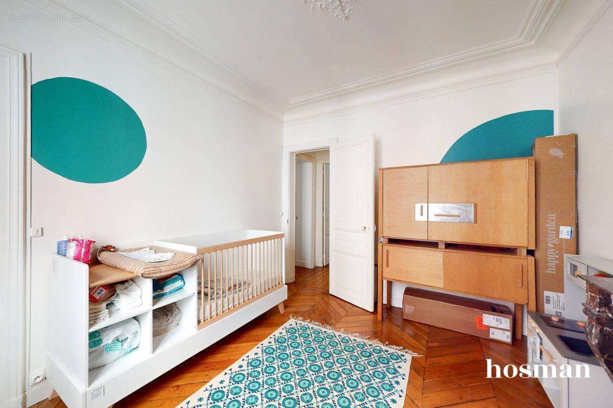 Appartement à PARIS-10E