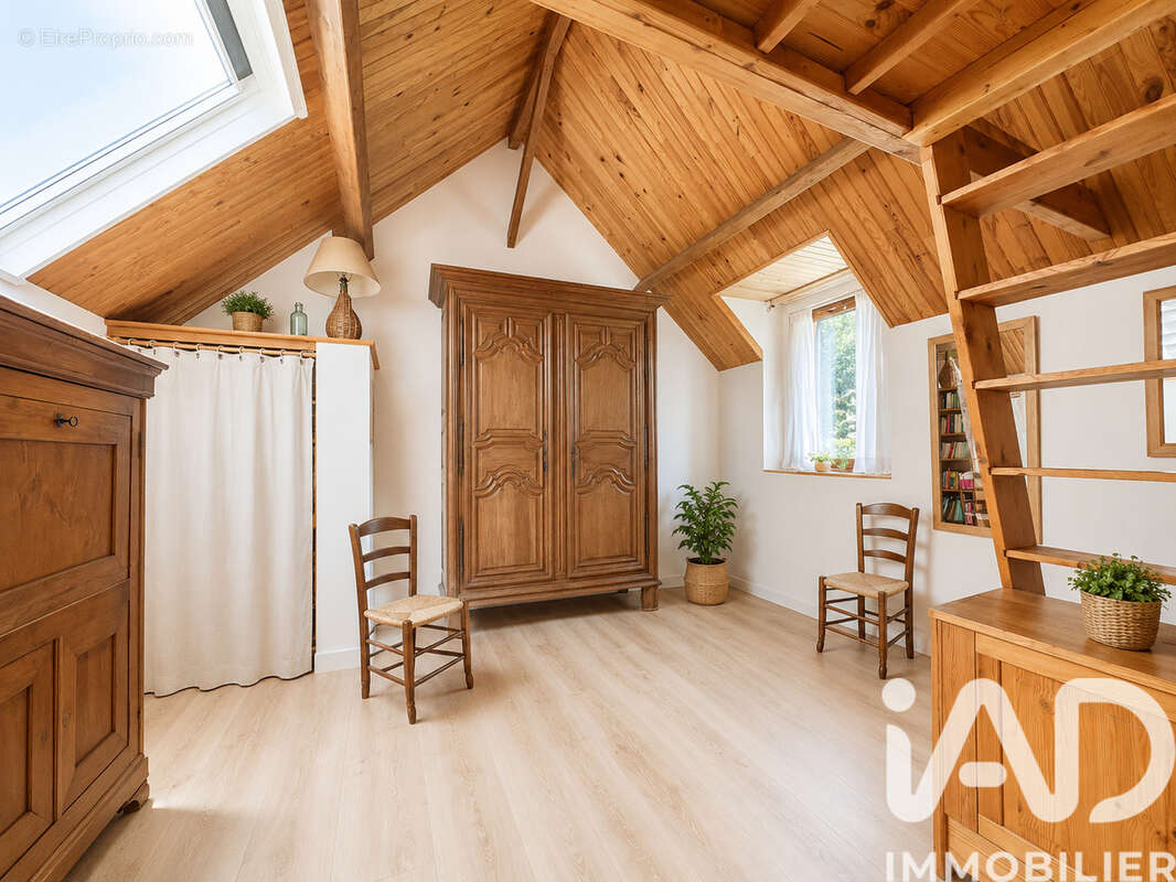 Maison 161 m² à Gif-Sur-Yvette  - photo 9