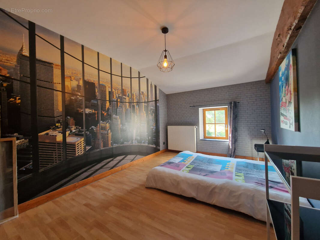 Maison à TUGERAS-SAINT-MAURICE