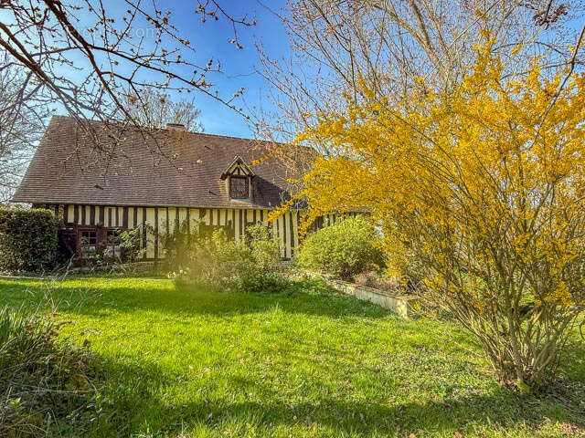 Maison à CROUTTES