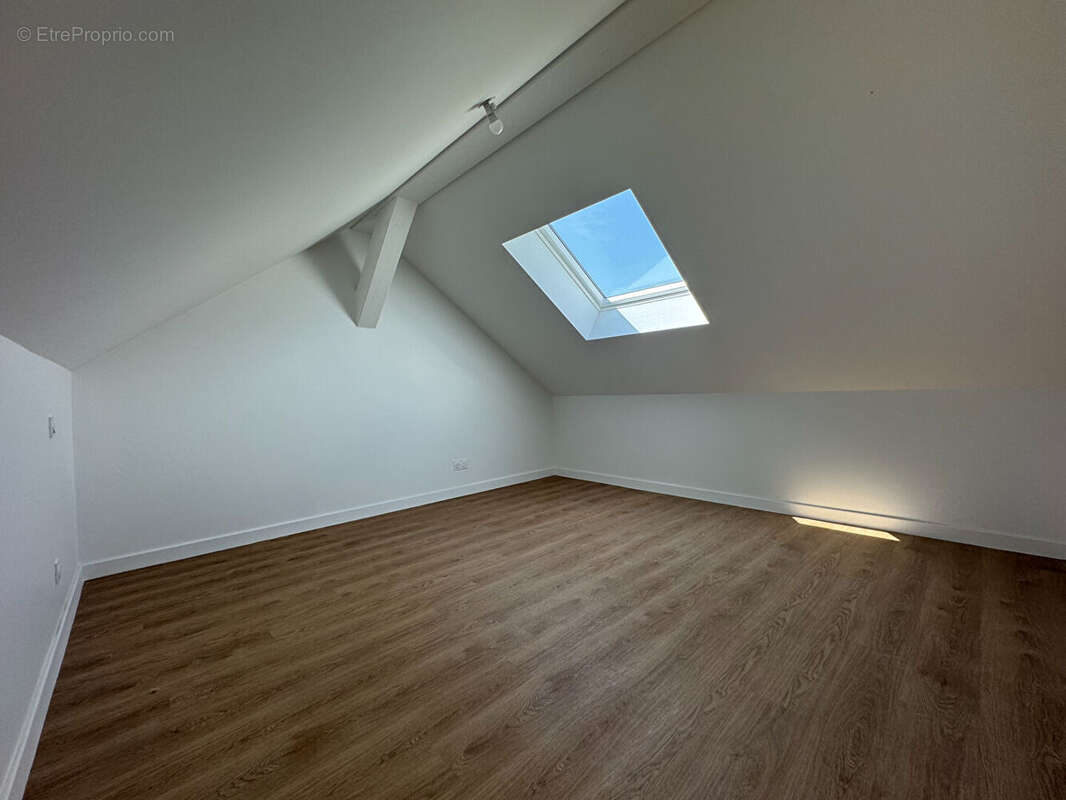 Appartement Gilly Sur Isere 4 pièce(s) 125 m2 - photo 5