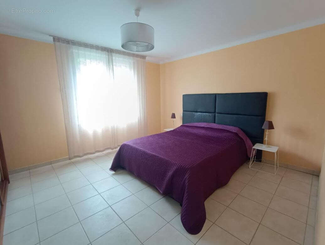 Maison à LAZ