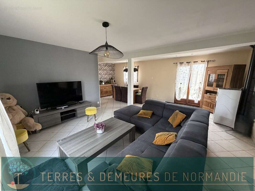 Maison à LIEUREY