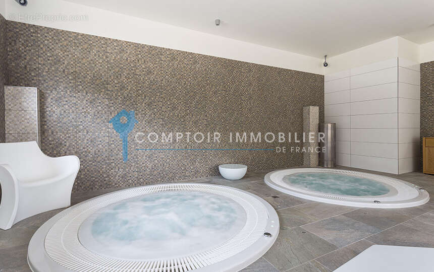 Appartement à REMOULINS