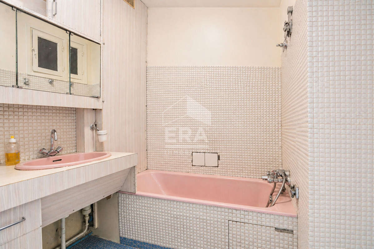 Appartement à ISSY-LES-MOULINEAUX