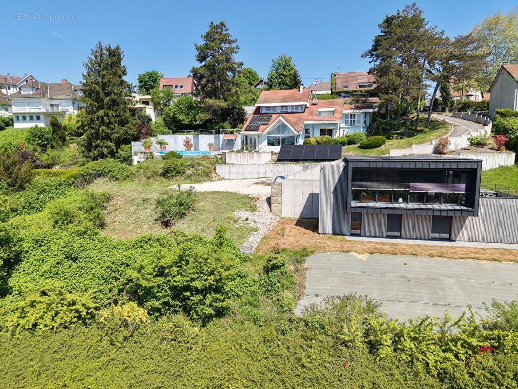 Terrain à MONTBELIARD