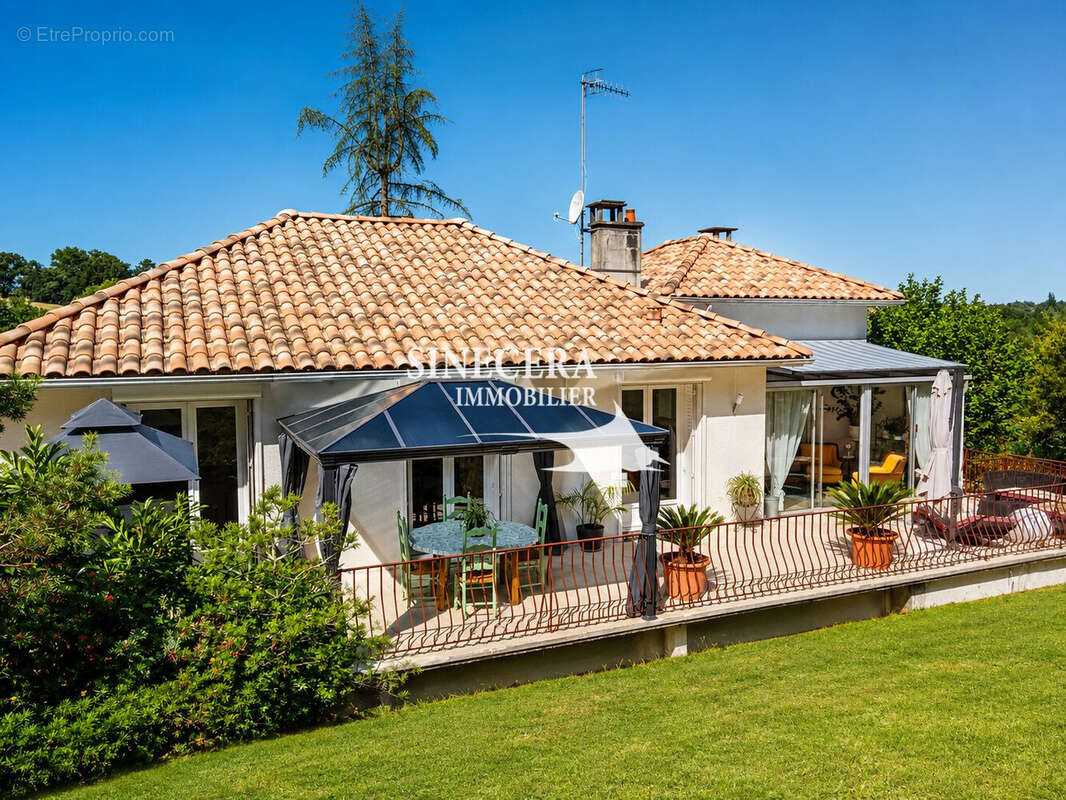Maison 155 m² à Riberac  - photo 3