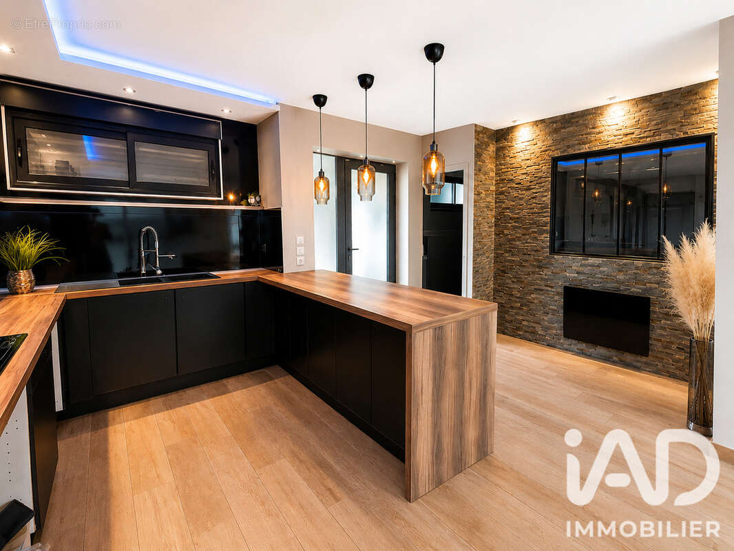 Maison 180 m² à Montlucon  - photo 5