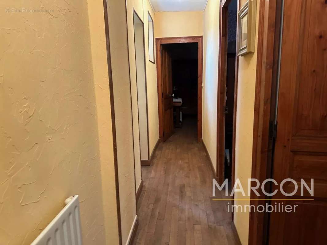 Maison à SAINT-GAULTIER