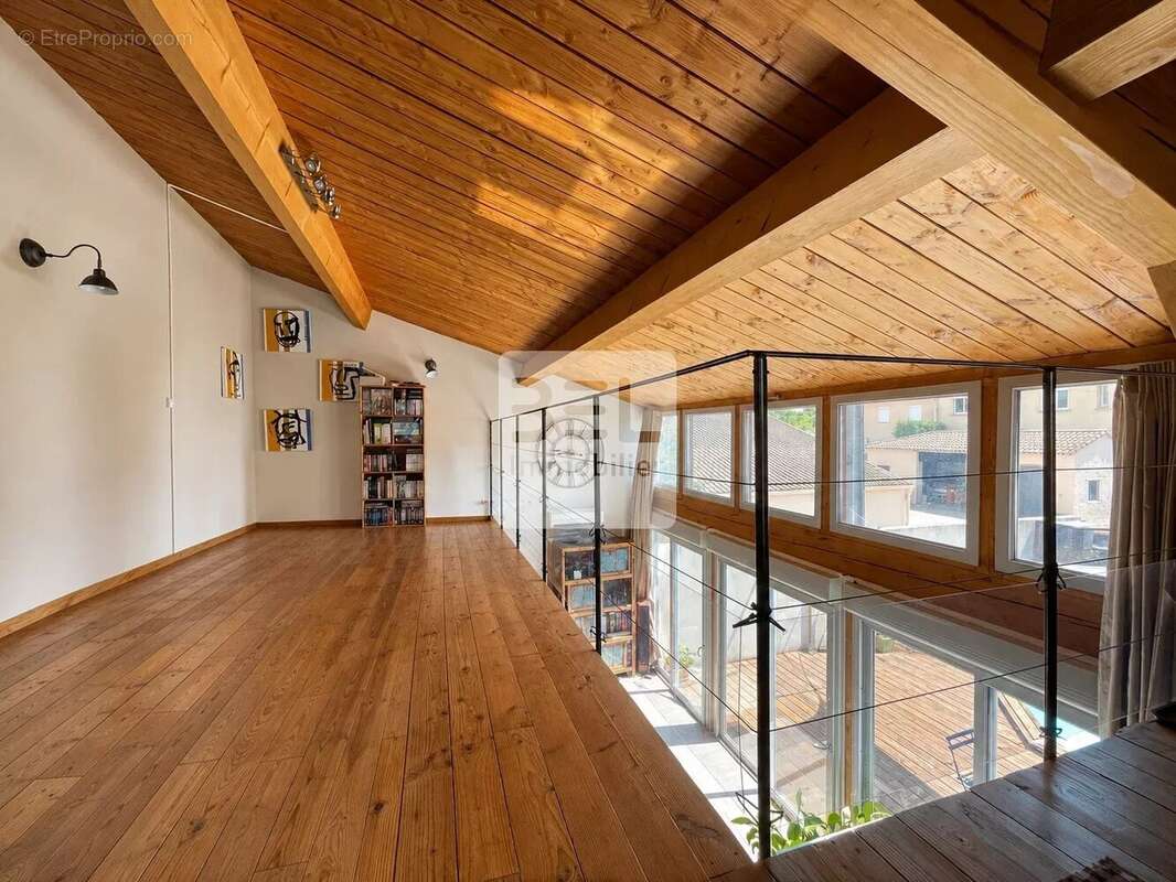 VEDENE maison contemporaine ossature bois avec terrasses et piscine - photo 2