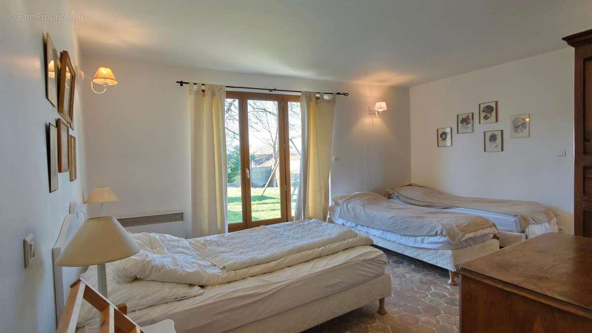 Photo 7 - Maison à COURLON-SUR-YONNE