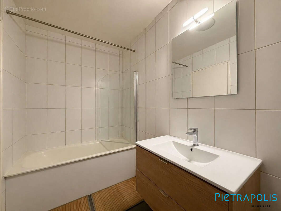 Appartement à RILLIEUX-LA-PAPE