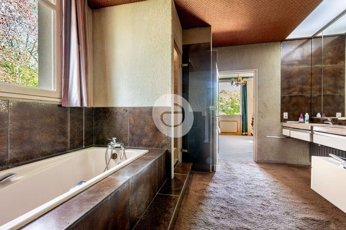 Salle de bain suite parentale - Maison à LIMOGES