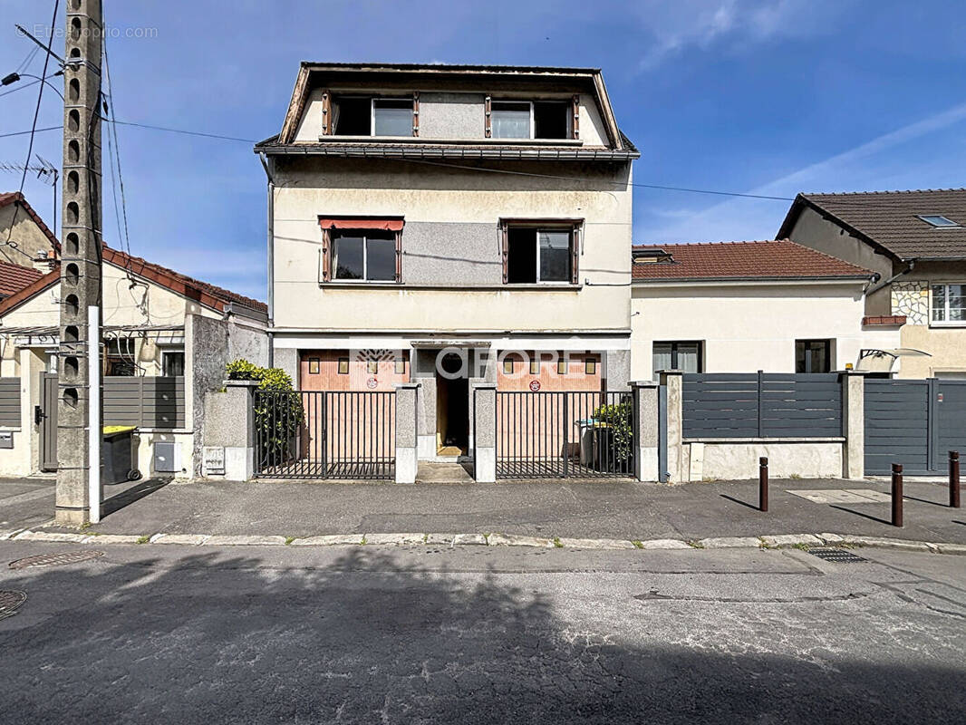 Maison à VILLEJUIF