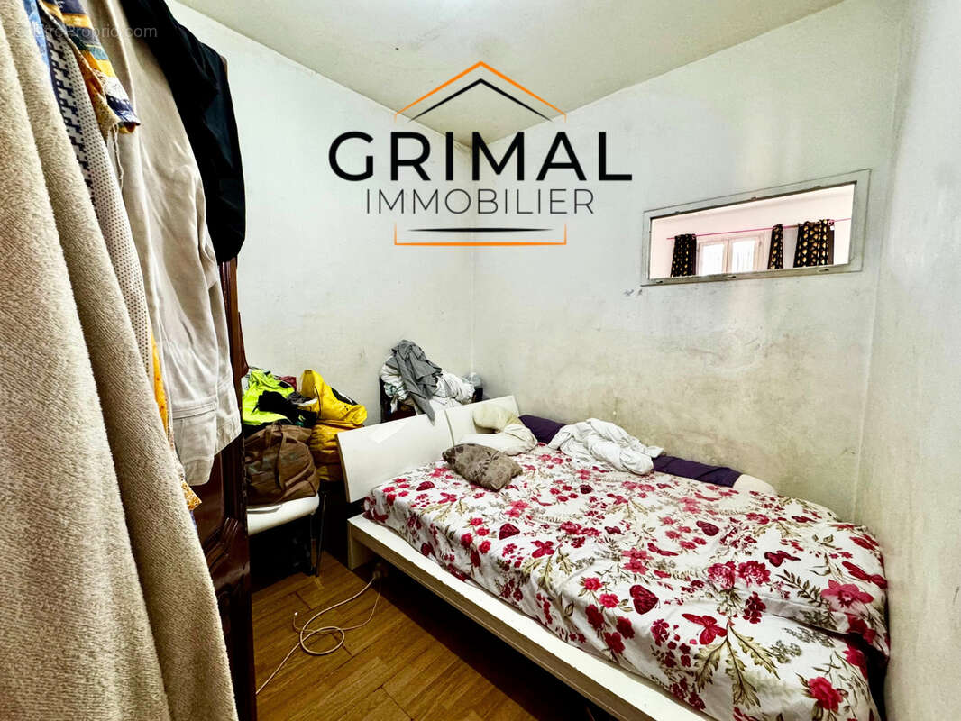 Appartement à MARSEILLE-3E