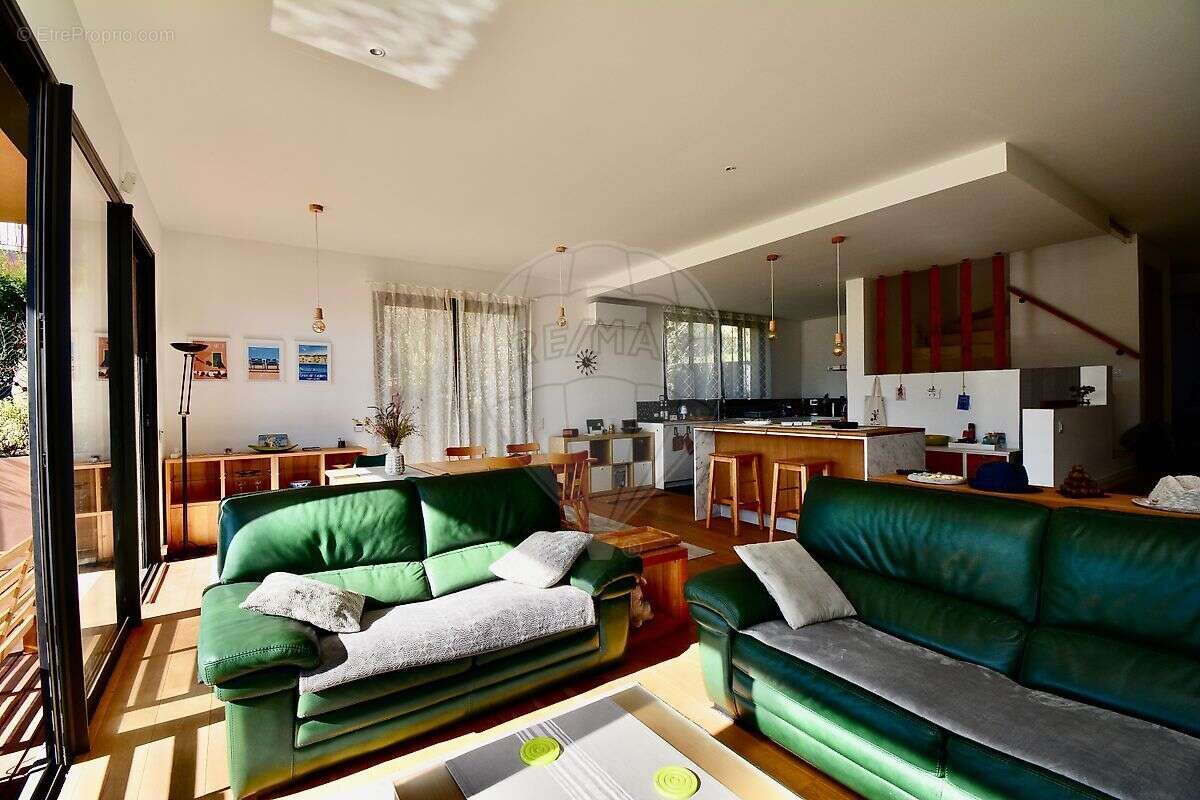 Maison à CAGNES-SUR-MER