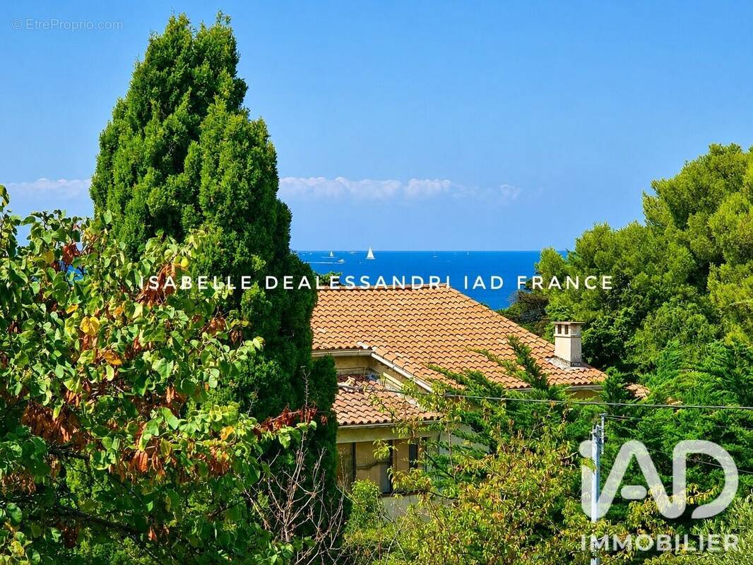 Photo 1 - Appartement à SIX-FOURS-LES-PLAGES