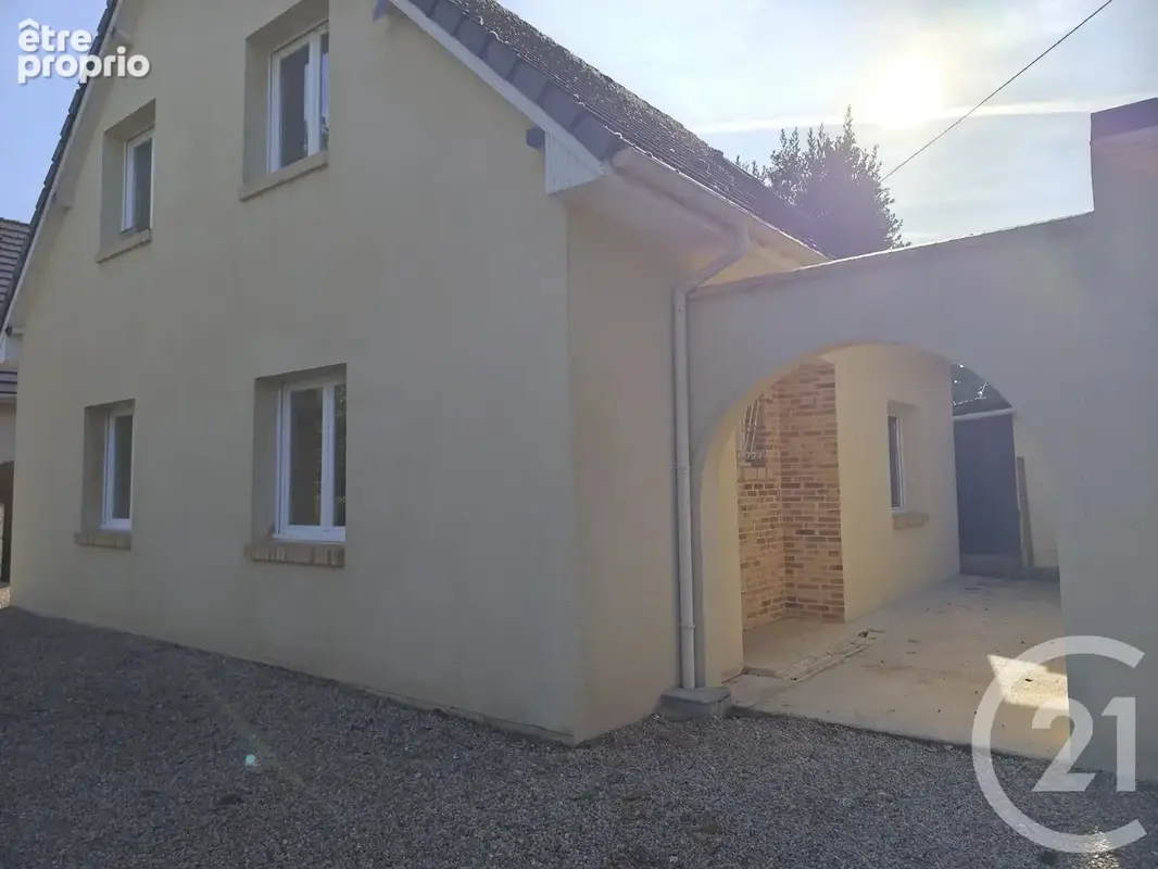 Maison à NASSANDRES