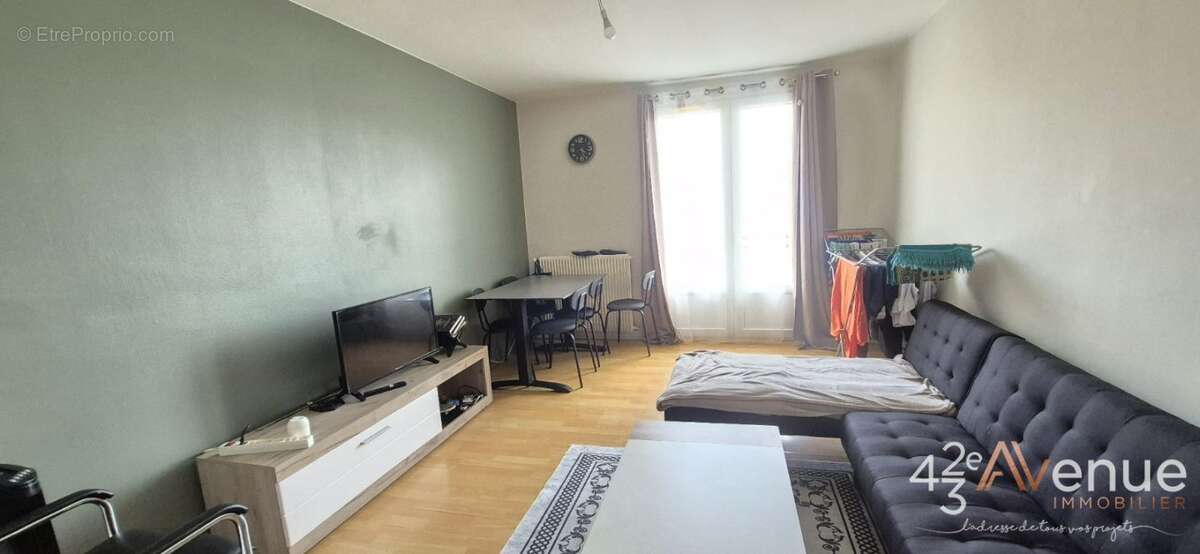 Appartement à SAINT-ETIENNE