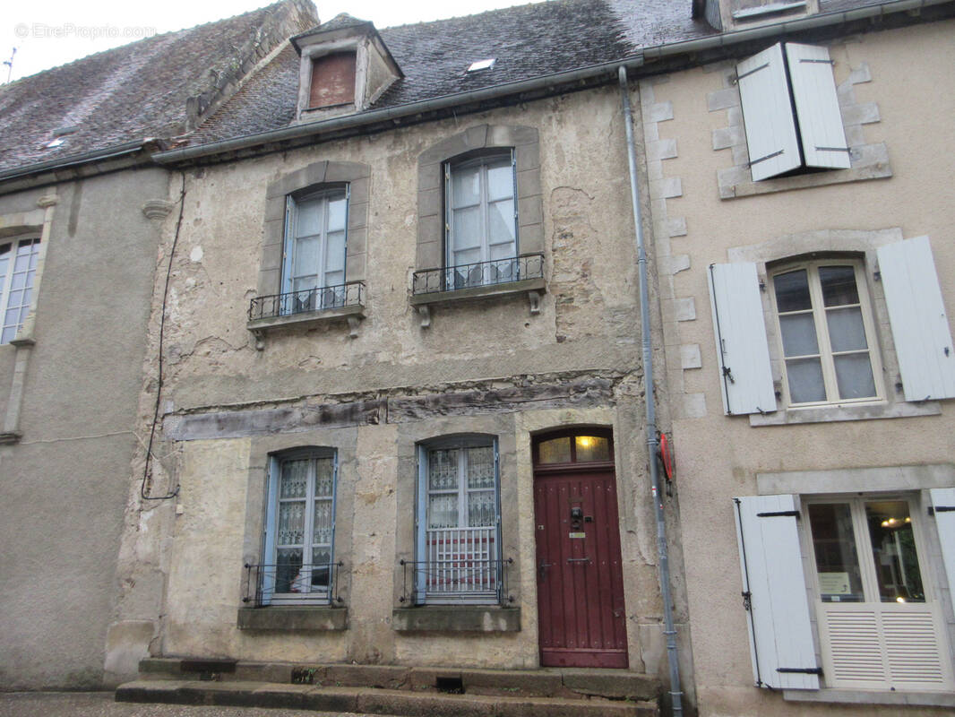 Maison à SAINT-BENOIT-DU-SAULT