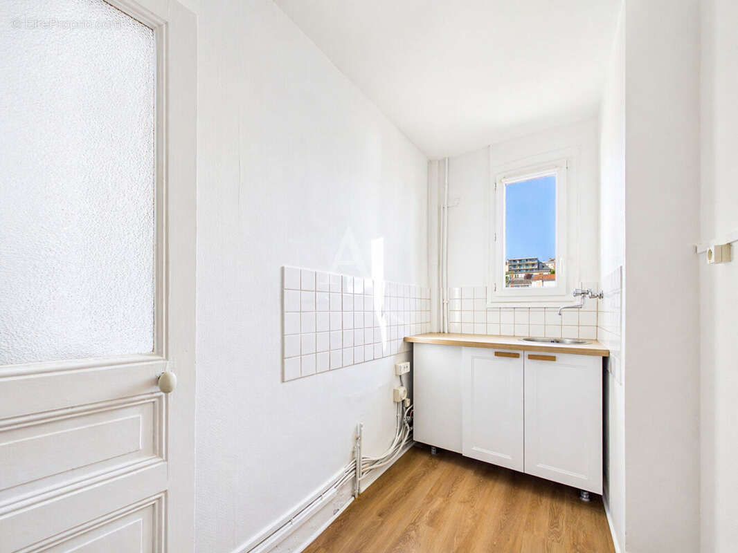 Appartement Ivry Sur Seine 2 pièce(s) 38,33m² - photo 5