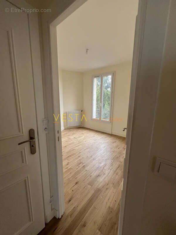 Appartement 46 m² à Noisy-Le-Sec  - photo 4