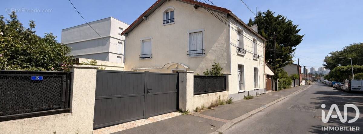 Photo 1 - Appartement à NOISY-LE-SEC