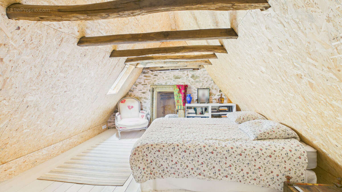 Propriété de caractère avec vue panoramique sur le Lot - photo 11