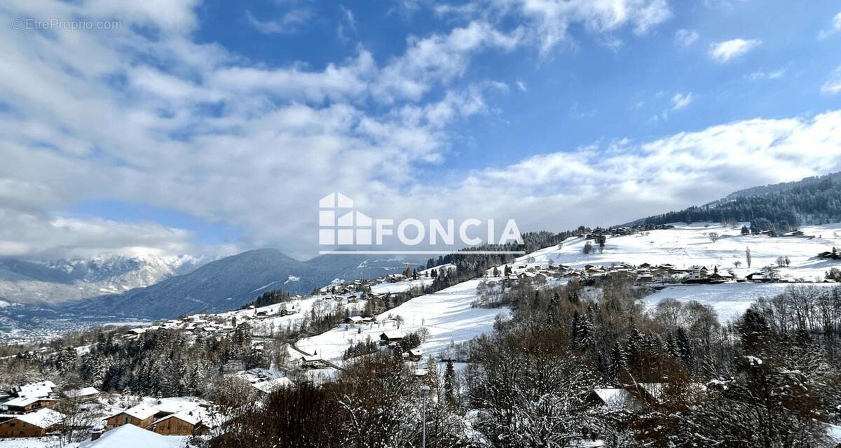 Appartement à COMBLOUX