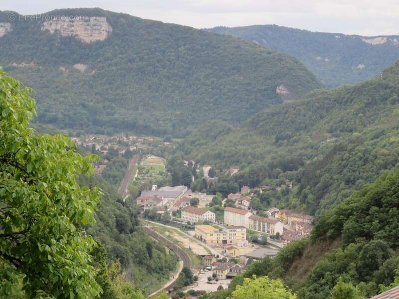 Appartement à SAINT-RAMBERT-EN-BUGEY