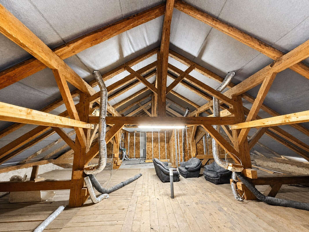 Appartement à VERCEL-VILLEDIEU-LE-CAMP