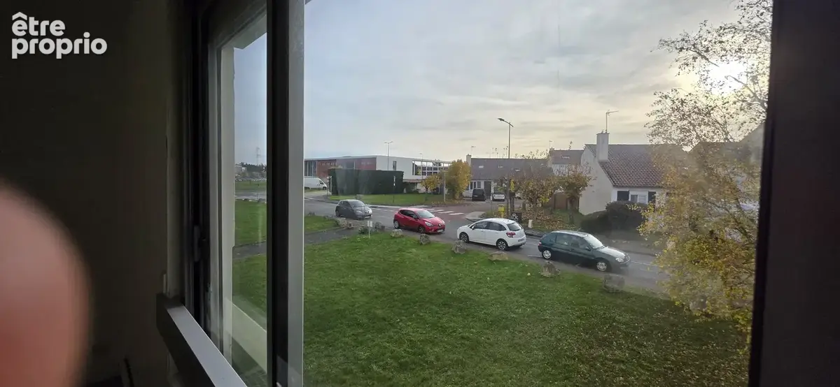 GIBAUDERIE. Grand T4 de 103m²   Parking couvert  - photo 11