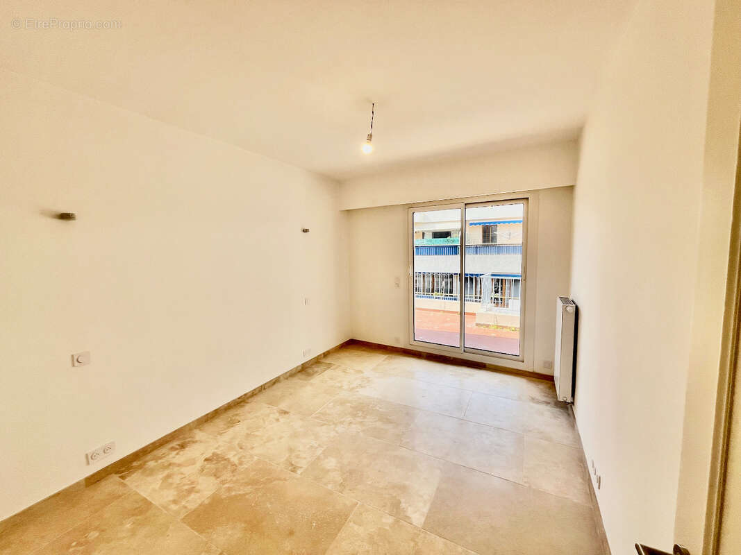 Appartement à BEAULIEU-SUR-MER