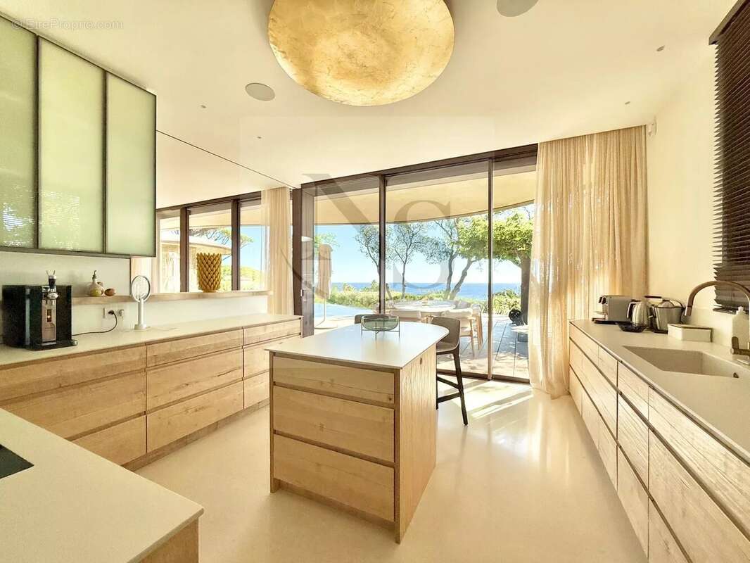 Maison à RAMATUELLE